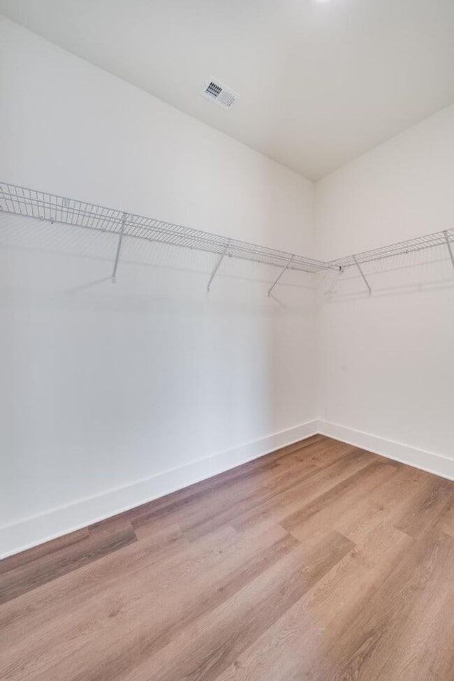 Photo - Unparalleled Luxury Living Experience in A 3 Bedroom Home
