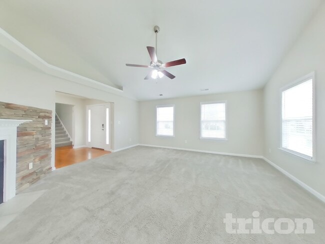 Photo - 2636 Danbury Cir