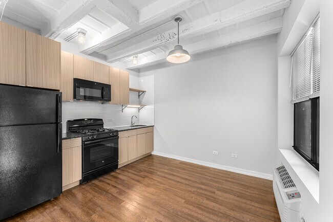 Photo - 5718 N Winthrop Ave Unidad 512