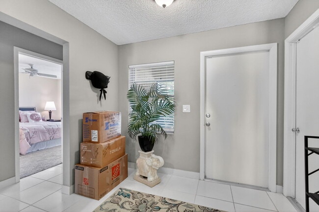 Photo - 6357 Overland Dr