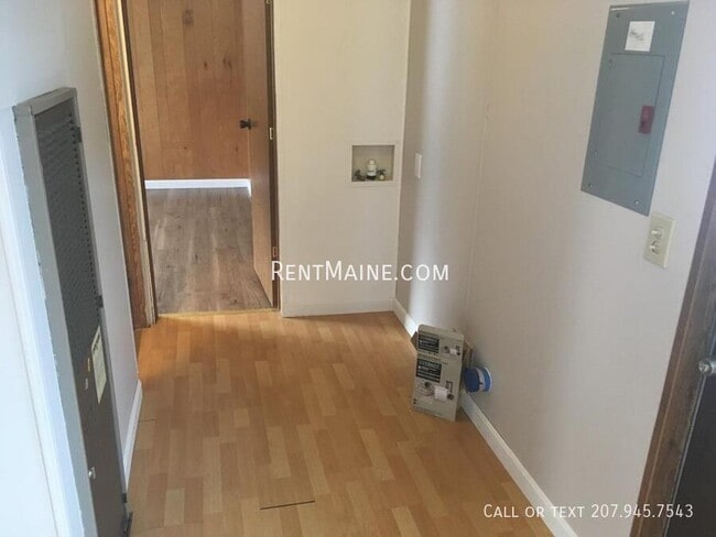 Photo - 715 College Ave