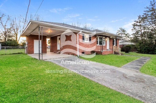 Photo - 2425 Hunt Club Rd