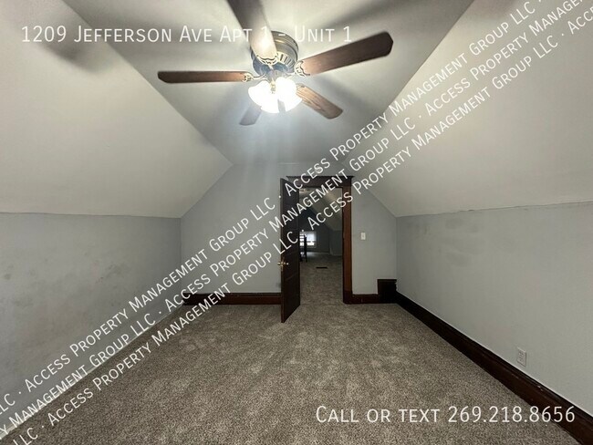 Photo - 1209 Jefferson Ave Townhome