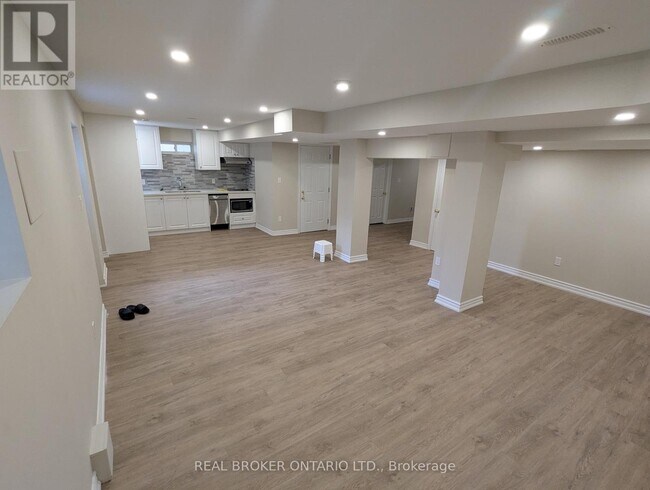 Photo - 37 Hubner Dr