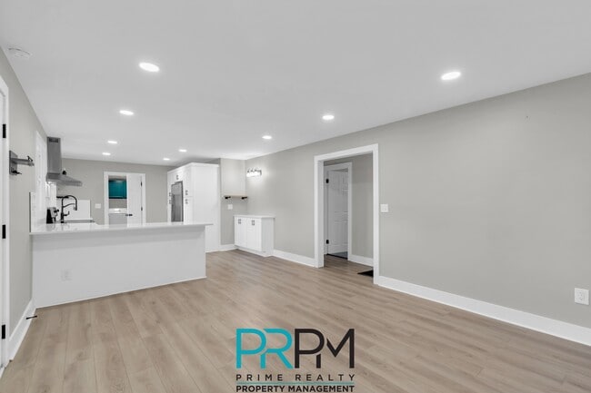 Photo - 34 Allendale Ln