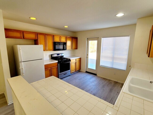 71556 Sun Valley Dr