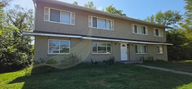 5529-5531 Freeman Ct