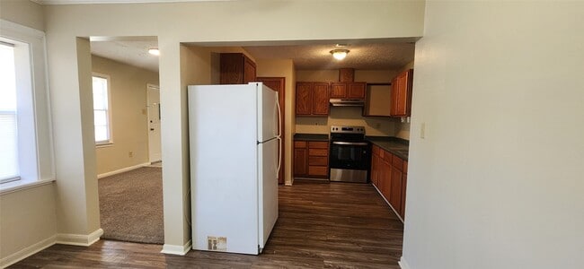 Photo - 138 Laurel St