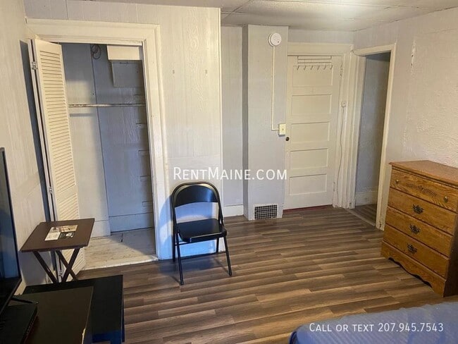 133 Essex St Unit 7