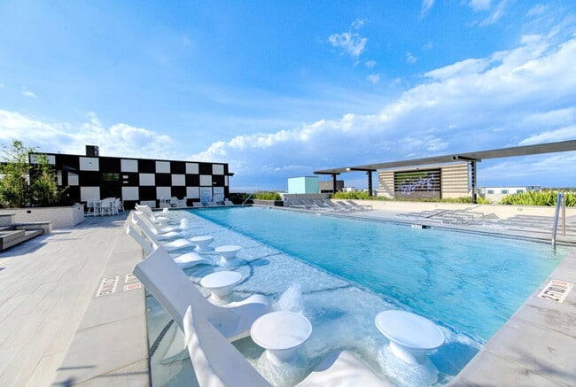 Photo - 1111 Shepherd Dr Unit ID1380762P