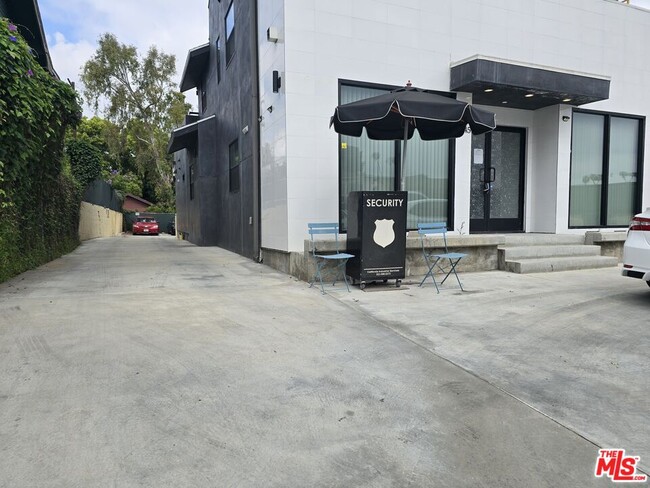 Photo - 1245 Crenshaw Blvd Condo