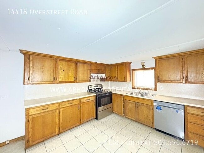 Photo - 14418 Overstreet Rd
