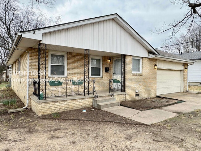 Photo - 5764 E 24th St