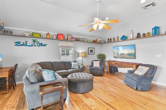 Photo - 4029 Fort Bend Dr
