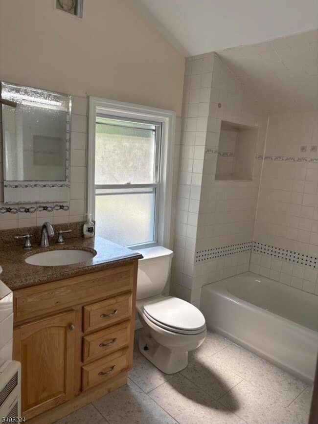 Photo - 117 3rd St