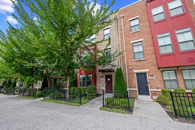 Building Photo - 1020 N Durham St