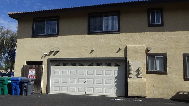 Attached 2 Car Garage