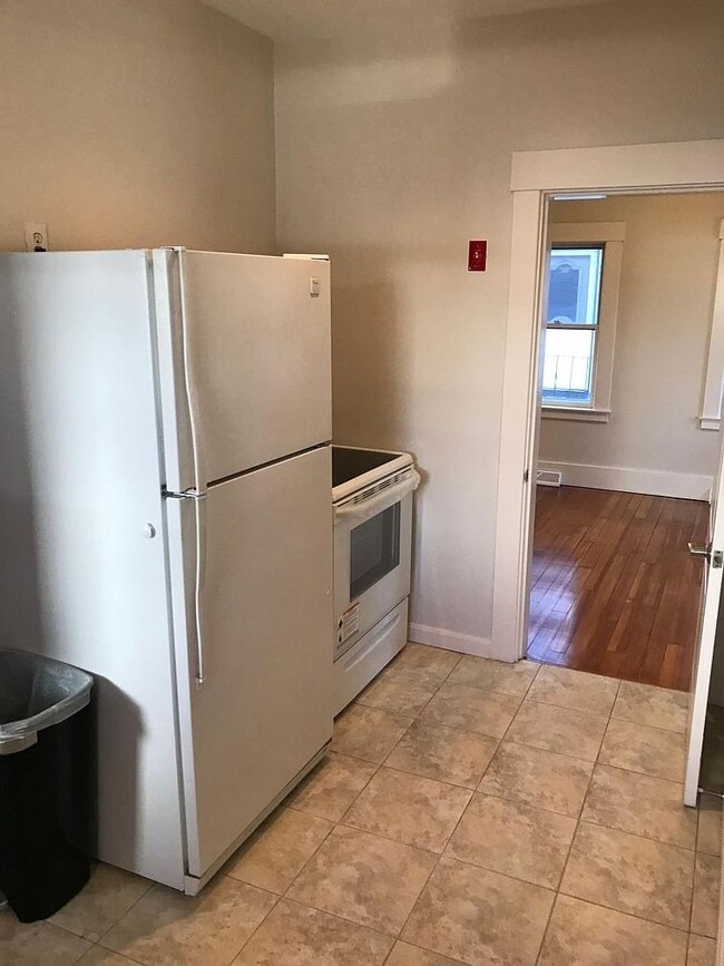 Photo - 94 Burdette Ave
