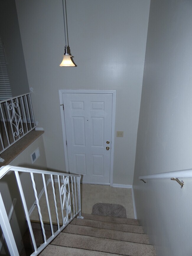 Photo - 5903 Creek View Dr