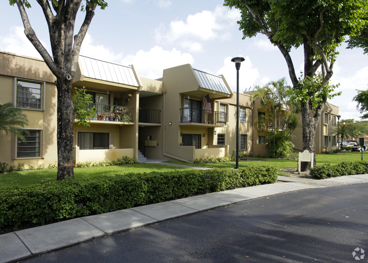 Photo - Nob Hill West Apartments
