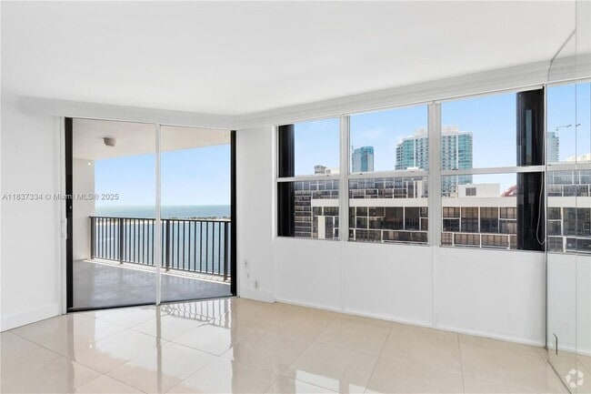 Building Photo - 1901 Brickell Ave Rental