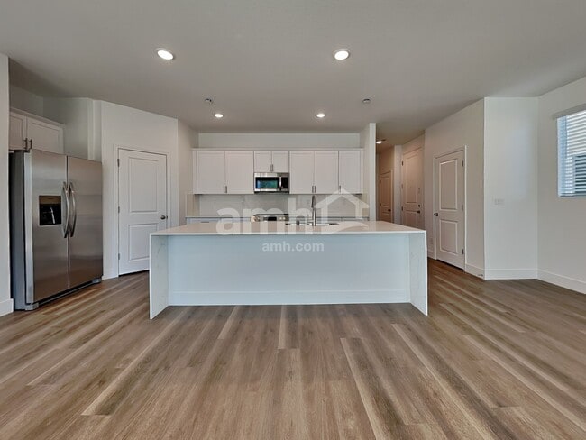 Photo - 8095 Braavos Peninsula Ave