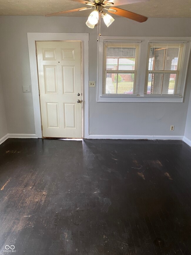 Photo - 856 N Bradley Ave