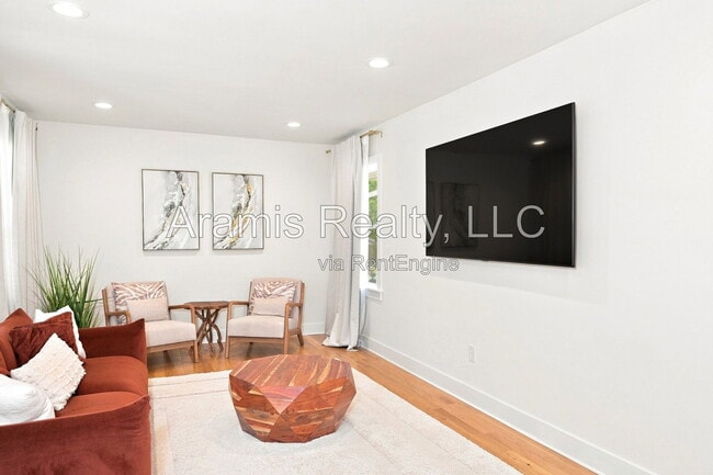 Photo - 2376 Spring Creek Rd