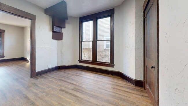 Photo - 1145 7th St NW Unidad 1147 7th St NW