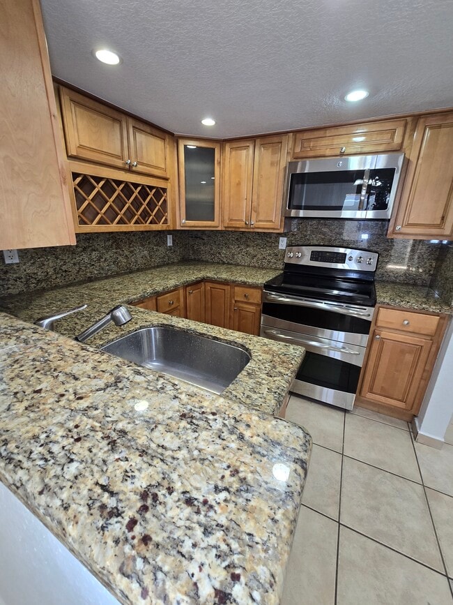 Photo - 2270 W 54th Pl Unit 2