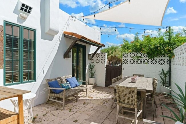 Photo - 409 W Water St