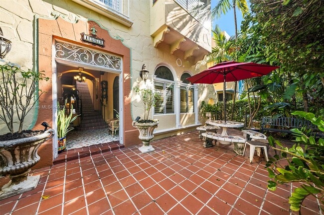 Photo - 1361 Meridian Ave Unidad 2