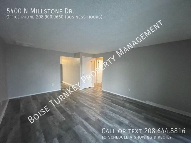 Photo - 5400 N Millstone Dr