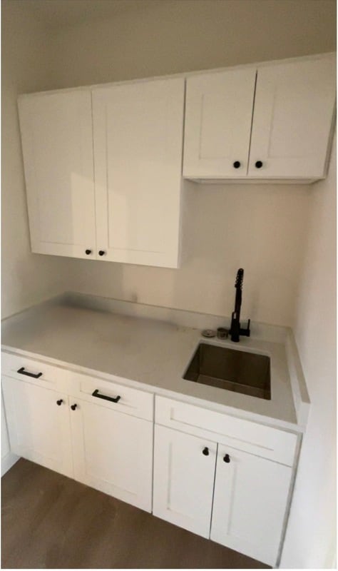 Photo - 412 W 4th St