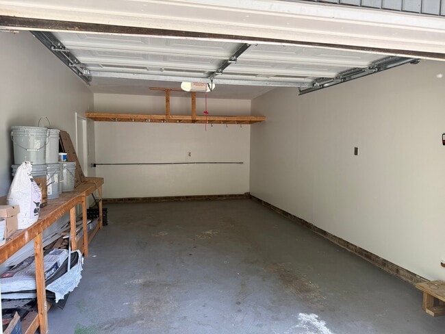 Photo - 521 Ashebrook Dr