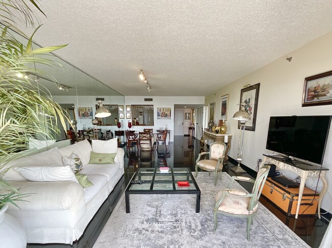 Building Photo - 8855 Collins Ave Unit 9E Rental