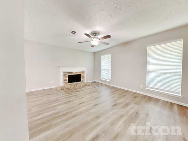 Photo - 2610 Townhall Ln