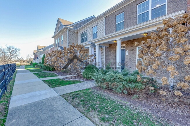 Photo - 304 Oldbury Ln