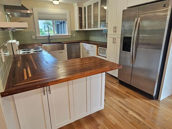 Photo - Available Now in Lakeport