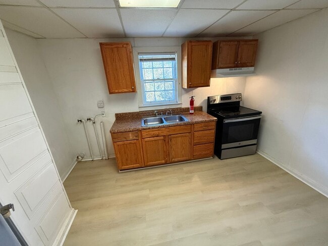 Photo - Charming and Affordable Home on quiet street (2 bedroom/1 bath)