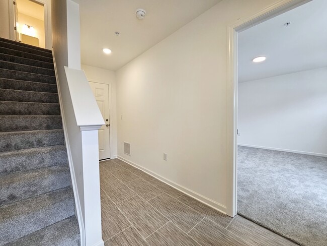 Photo - 2457 Spring Water Cir