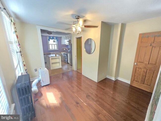 Photo - 2 N Luzerne Ave