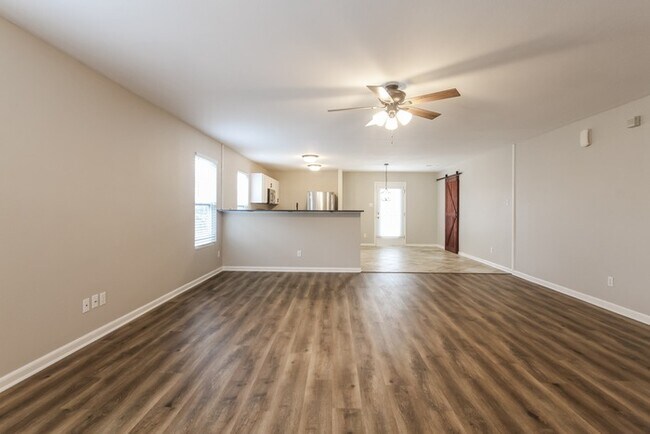 Photo - Spacious 3-Bedroom Greenfield Home