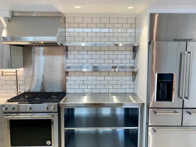 Photo - 855 N Pearl St Unit 855