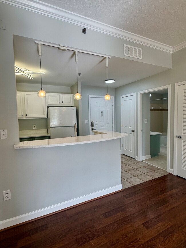Photo - 1101 Juniper St NE Unit Park Central Condo # 329