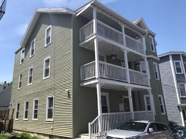 Building Photo - 8 White Ave Unit 2 Rental