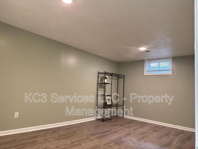 Photo - 10419 College Ave