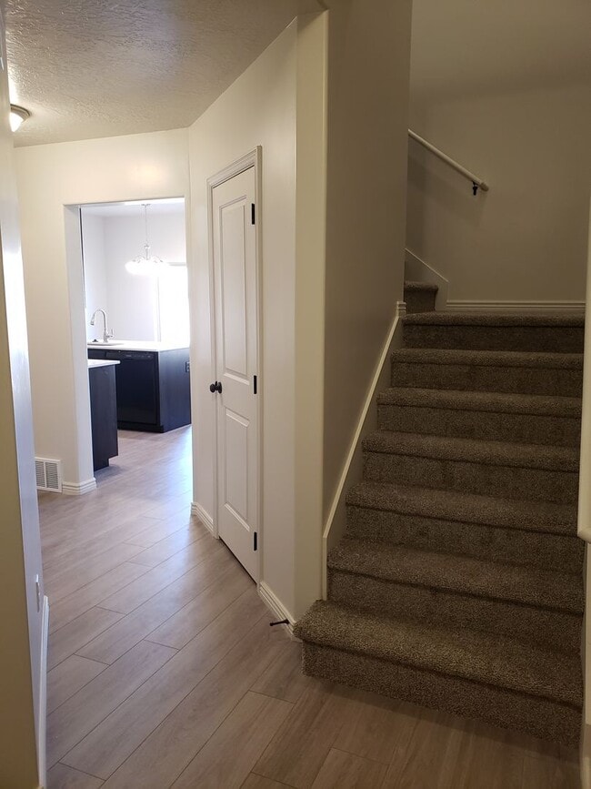 Photo - Spacious Spanish Fork Townhome