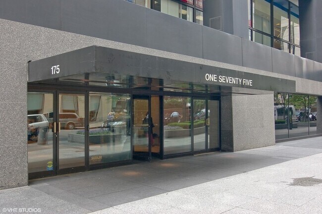 Photo - 175 E Delaware Pl