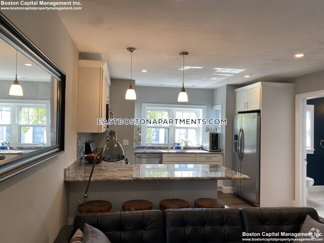 Building Photo - 266 Lexington St Rental